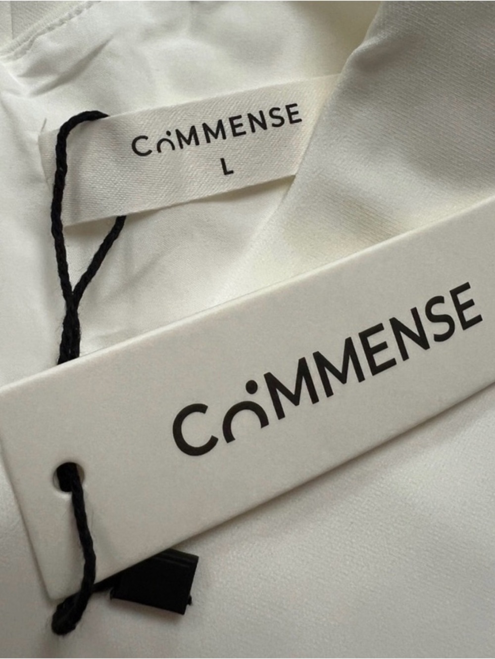 Commense Sleeveless White Pleated Mini Dress - Picture 6 of 6